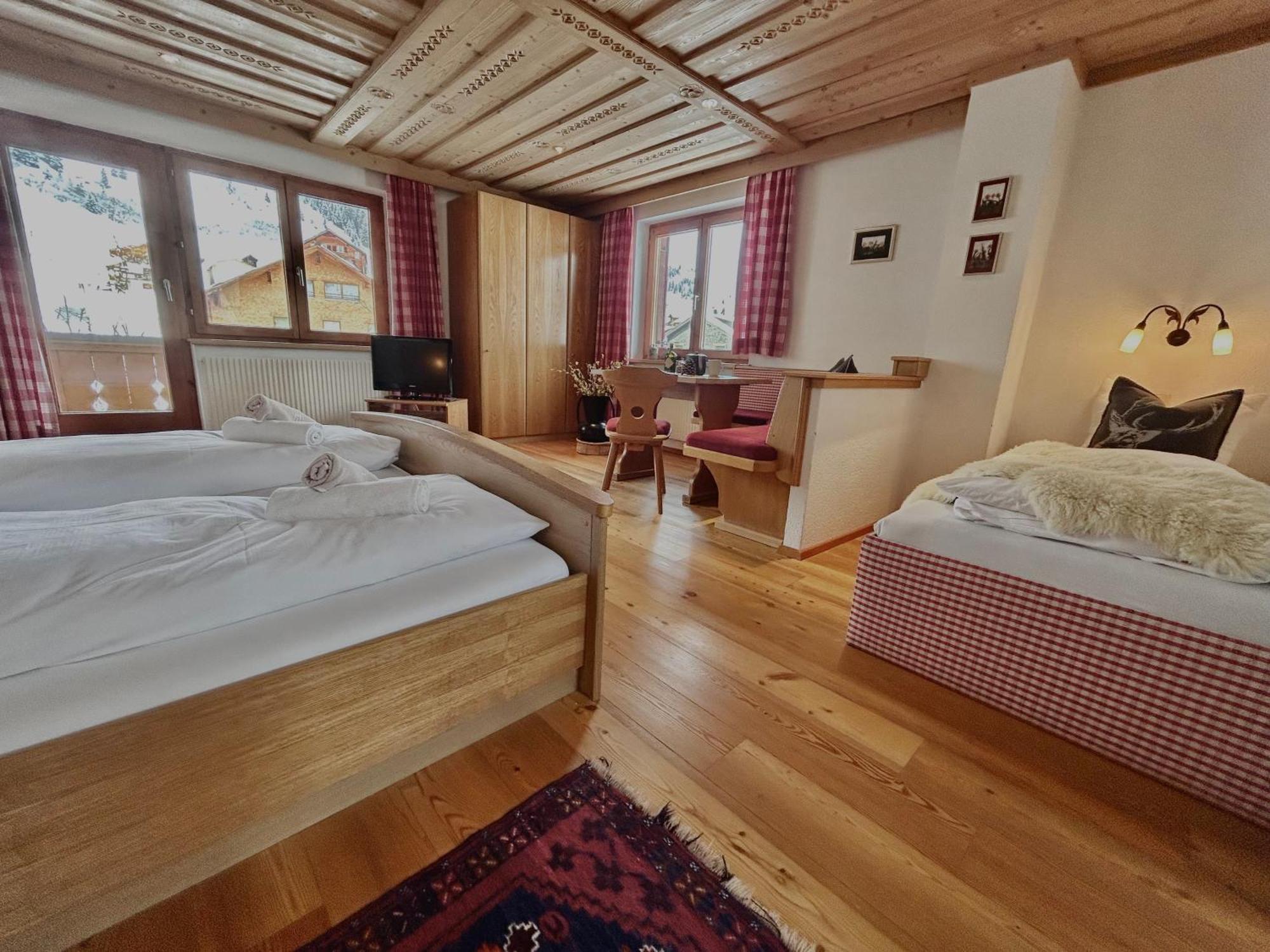 Haus Wallis By Stayfritz - Ski-In Ski-Out Zimmer 'Garni' Am Arlberg Warth  Exterior photo